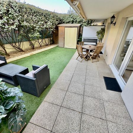 Regent Cote D'Azur Air-Conditioned, Pool, Garden & Parking 卢贝新城 外观 照片