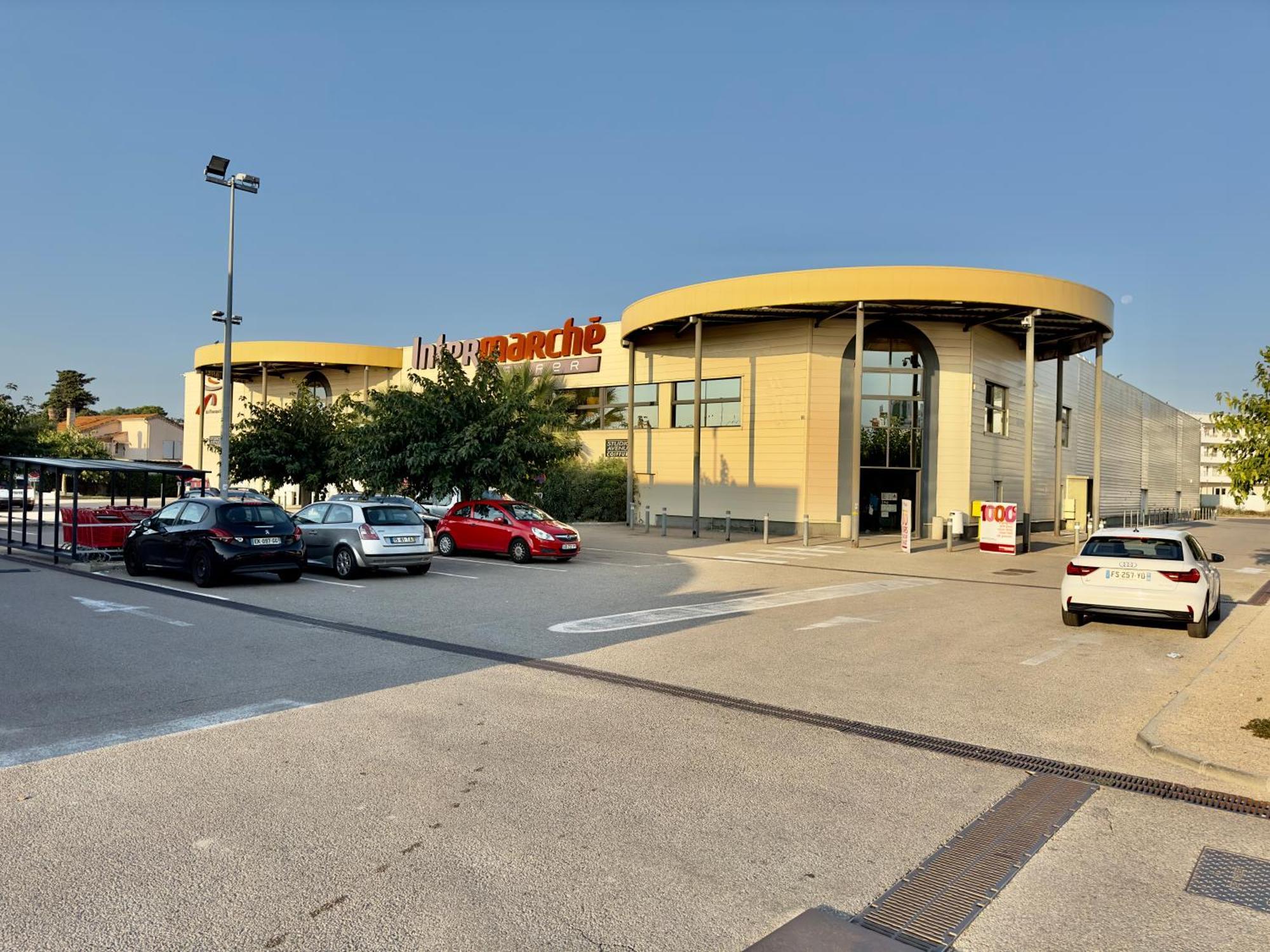 Regent Cote D'Azur Air-Conditioned, Pool, Garden & Parking 卢贝新城 外观 照片