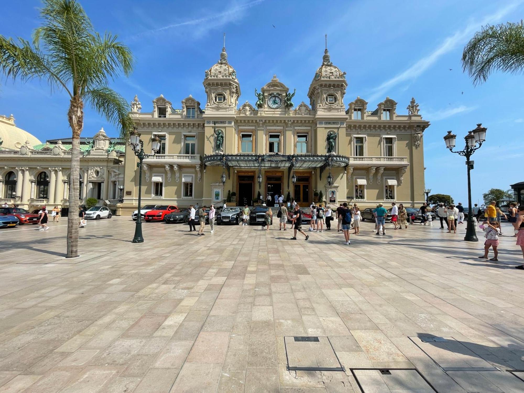 Regent Cote D'Azur Air-Conditioned, Pool, Garden & Parking 卢贝新城 外观 照片